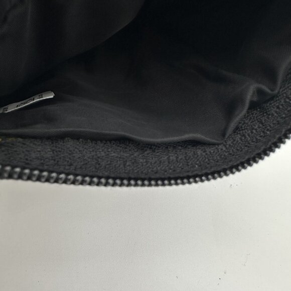 Handwoven Rasta Inspired Mini Messenger Bag With Fringe & Zipper Closure - Picture 4 of 5